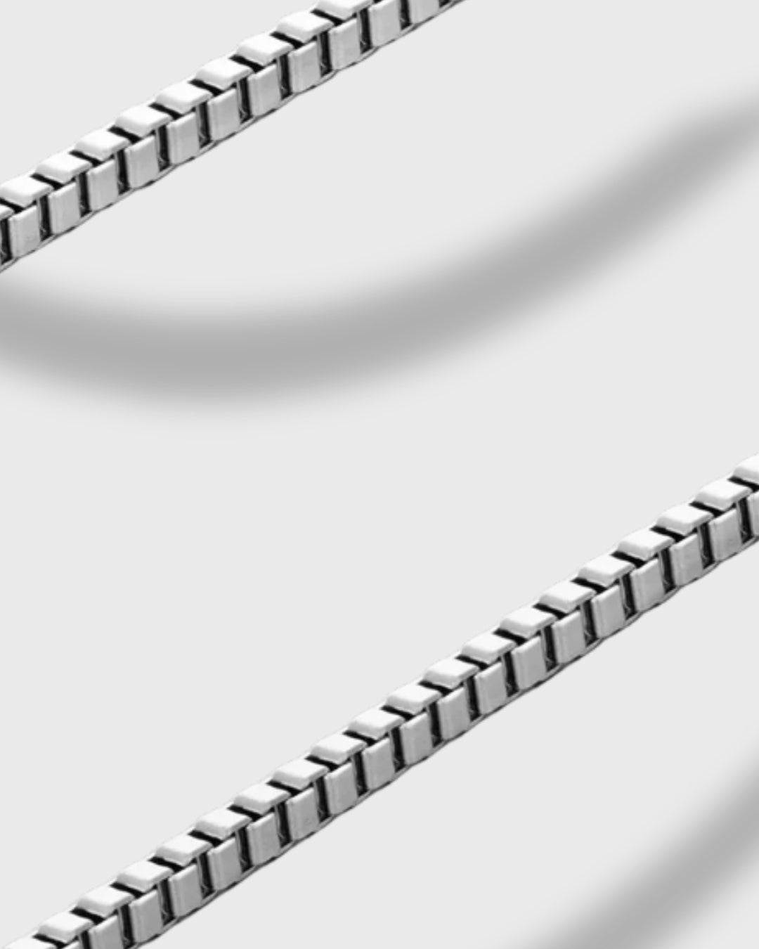 JAMES CLUB – BOX CHAIN